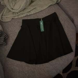 Flowy Knit Mini Skirt Black